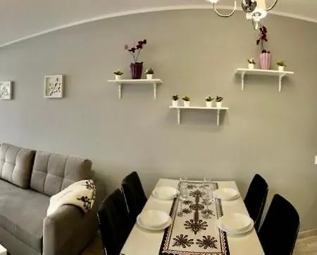 Zlote Tarasy Apartamentyzakopianskie Basen Sauna Jacuzzi Apartment Zakopane